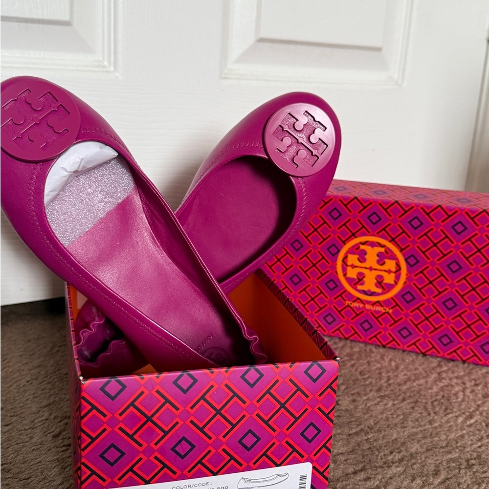 Tory Burch Party Fuchsia Ballet Flats💐